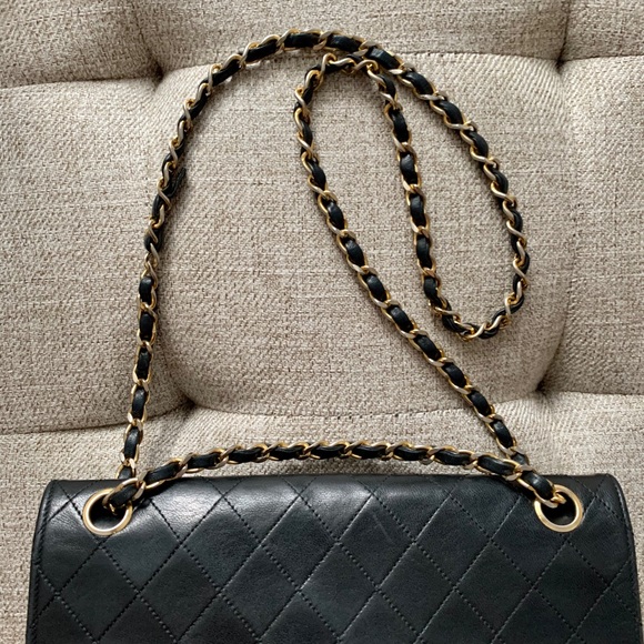 {SOLD} Chanel classic double flap bag - Picture 6 of 13